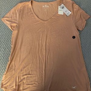 Hollister, Must have tee